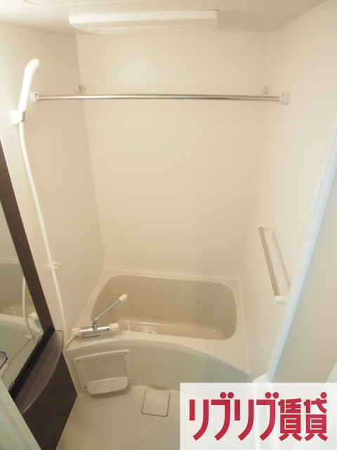 リブリ・長洲の浴室