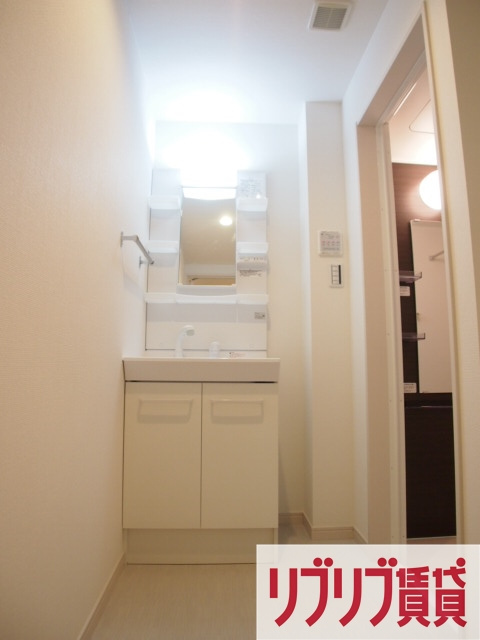 リブリ・長洲の洗面所