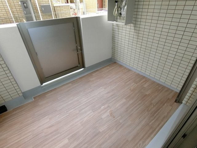 【バルコニー】 | GRAND　MAISON