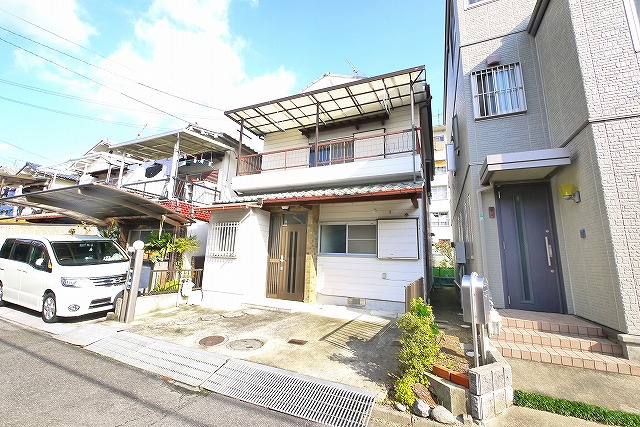 石橋邸一戸建の外観|キレイな外観です。