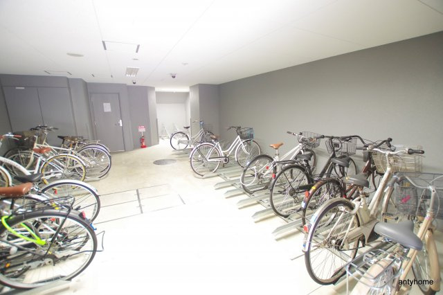 プレサンス梅田東ベータの駐車場