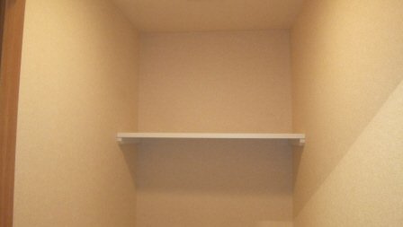 ＧＬＡＮＺ　Ａ・Ｙのトイレ|トイレ内部の収納棚