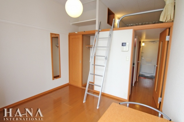 セゾンブラン三郷の居間・リビング