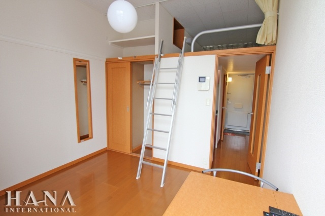 セゾンブラン三郷の寝室