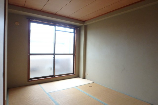 高島ビルの和室
