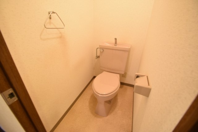 ベルグプレシャデス船橋のトイレ|綺麗なトイレ