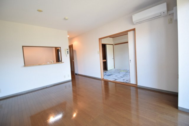 ベルグプレシャデス船橋の設備|エアコン付