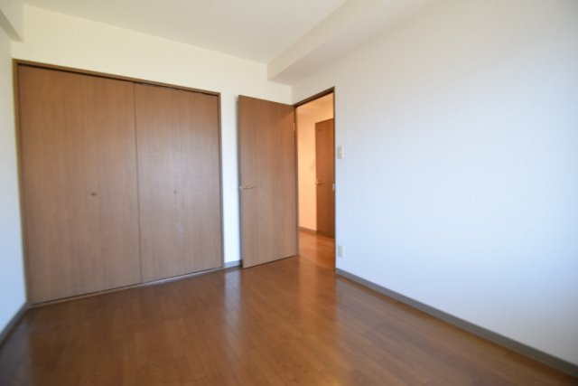 ベルグプレシャデス船橋の居間・リビング|綺麗な洋室