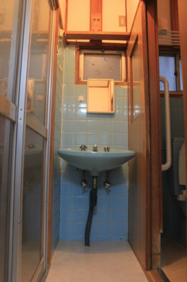 【独立洗面台】 | 六番町　貸家