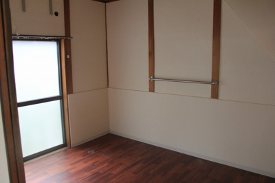 【洋室】 | 六番町　貸家