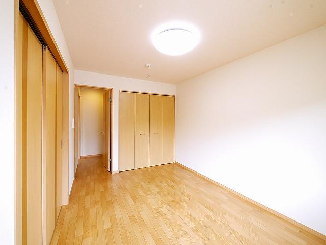 サンフィットヒルズ　Ｂの洋室|広々とした洋室です