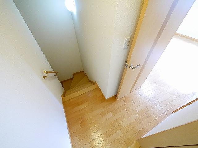 サンフィットヒルズ　Ｂの玄関|シンプルで使いやすい玄関です