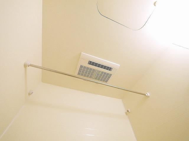 サンフィットヒルズ　Ｂの設備|浴室乾燥付き