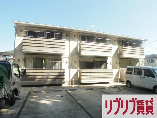 グリーンコート貝塚３号館の外観