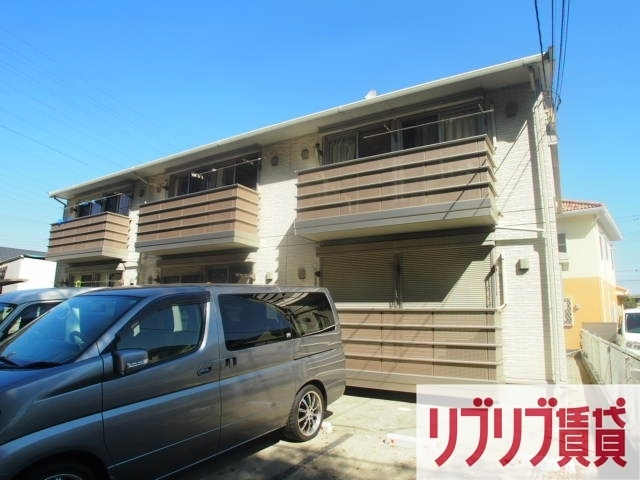 グリーンコート貝塚３号館の外観