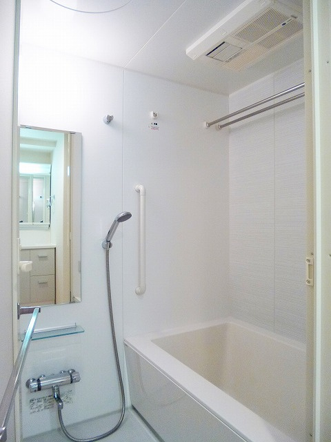 ParkAxis元浅草stageの浴室|パークアクシス元浅草ステージのバスルームです、追焚、浴室換気乾燥機付です