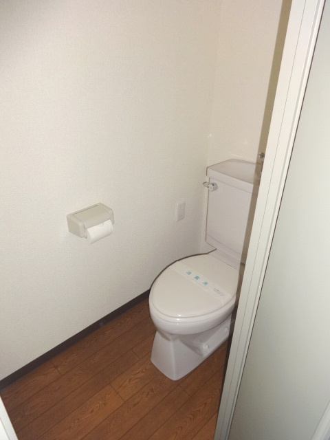 グラントルム弐番館のトイレ|同タイプ