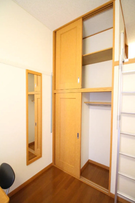 【収納】 | 鈴ヶ森 | ※１階はフローリング、２階以上はカーペットになります
