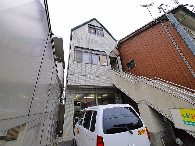 高田口町シティータワー郡山の外観