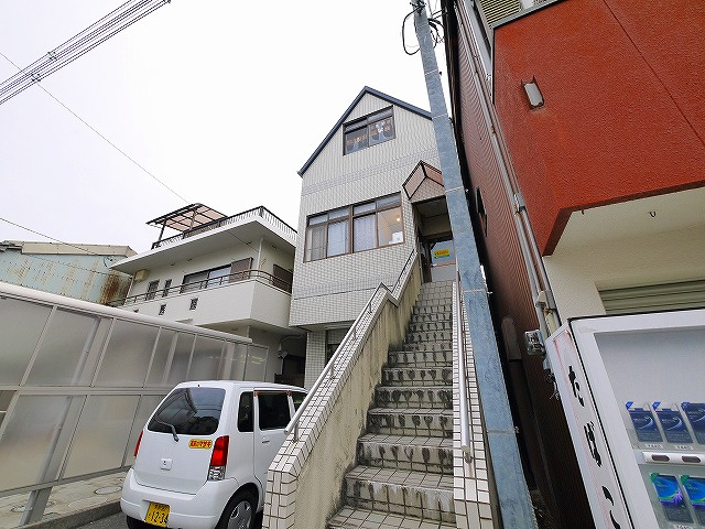 高田口町シティータワー郡山の外観