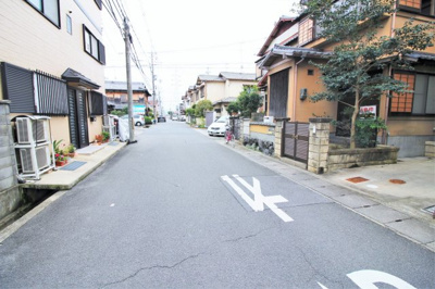 【前面道路含む現地写真】 | 伏見区向島津田町　新築戸建