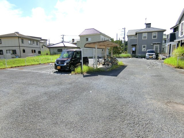 ガーデンプレイスⅡの駐車場