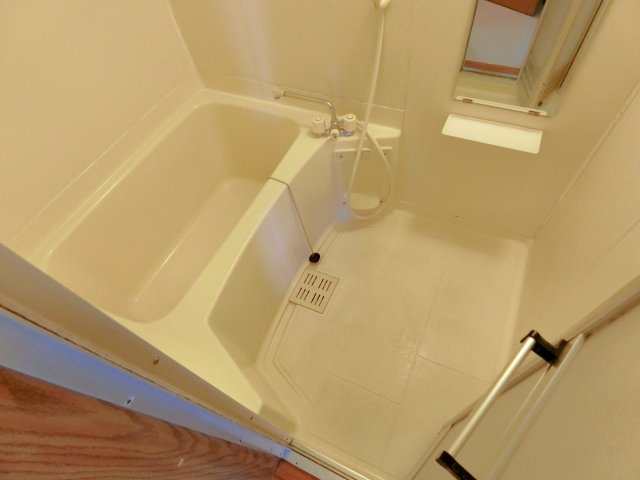 ガーデンプレイスⅡの浴室