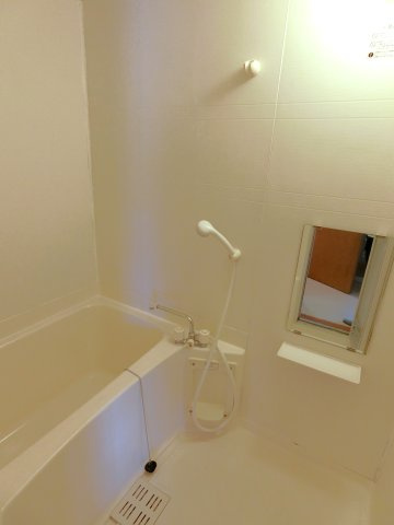 ガーデンプレイスⅡの浴室