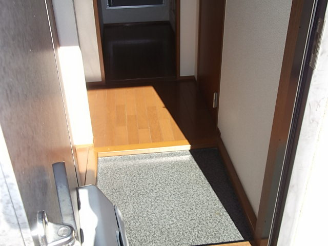 【玄関】 | ビューハイム | ビューハイム　反転イメージ