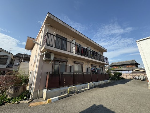 カサベルデ弥生　(近大　一人暮らし)の外観