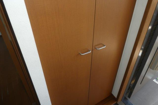 グランドメゾンの内装|シューズボックス