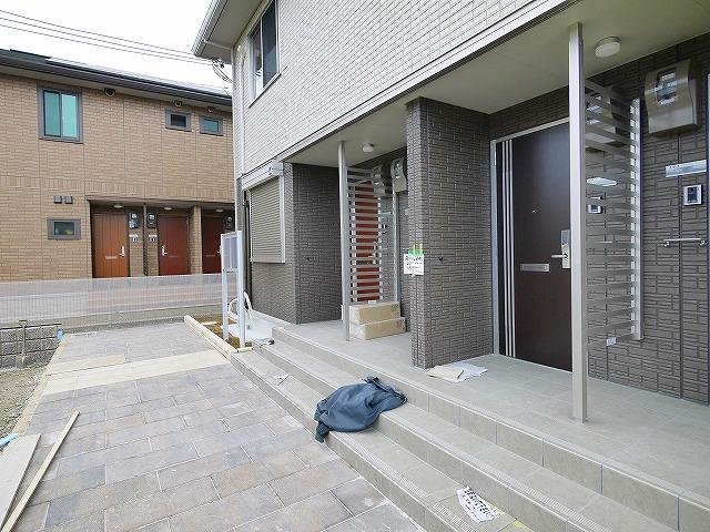 メルベーユのエントランス|ゆとりのあるエントランスです