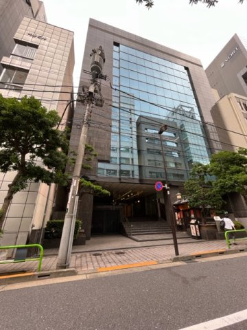 麹町シルクビルの外観