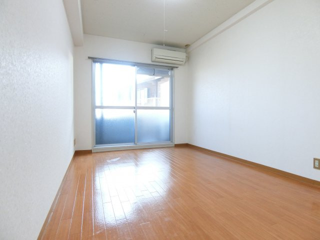 パインリバーⅠの居間・リビング