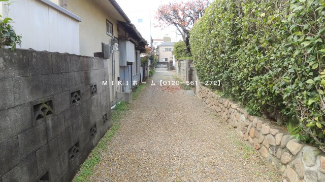 箕面市半町３丁目　土地