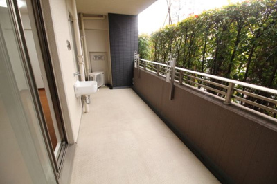 【バルコニー】 | ブランズ須磨鷹取リヴェール