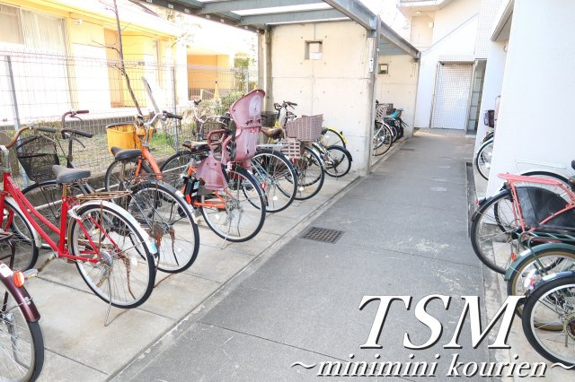 トリ・ビラージュのその他共用部分|敷地内駐輪場