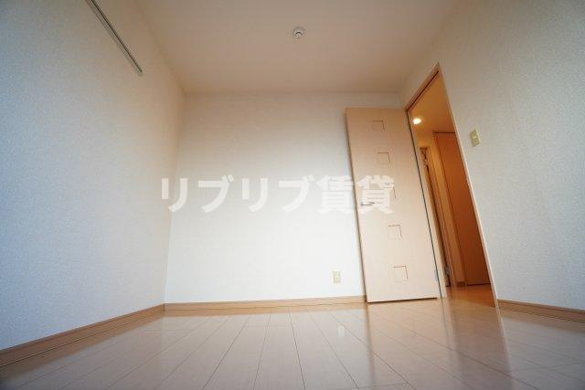 ヴェルクレール壱番館の洋室