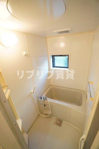 ヴェルクレール壱番館の浴室