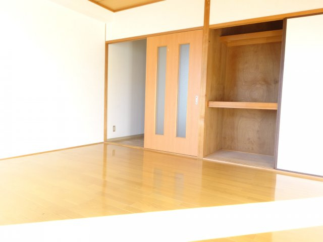 ニューハイツ松川の収納