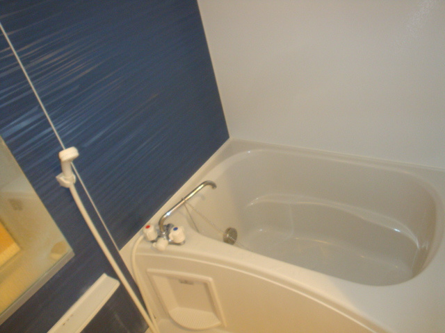 ジュネスコートの浴室