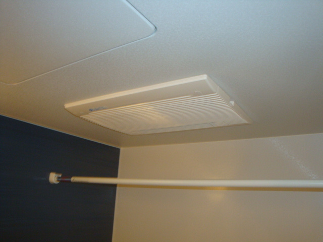 ジュネスコートの浴室