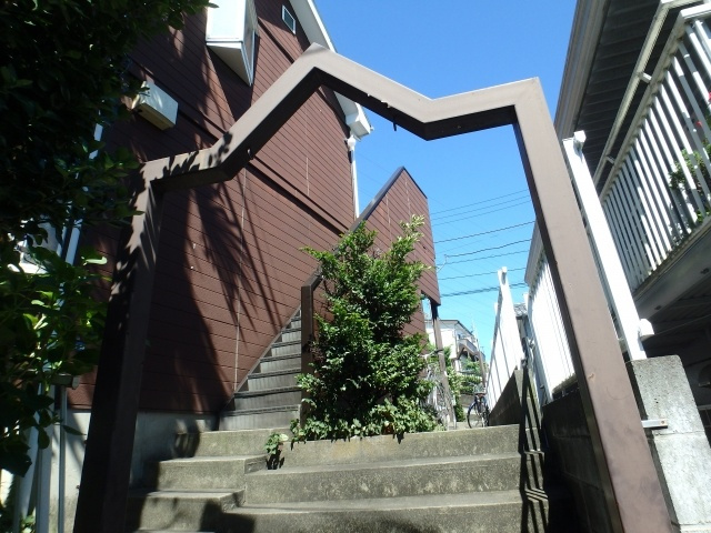 リブレ日吉Aの外観パース|※別部屋の参考写真です