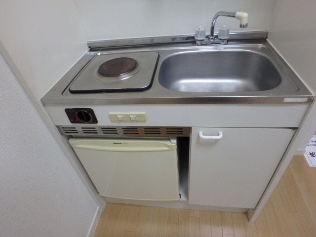 リブレ日吉Aのキッチン|※別部屋の参考写真です