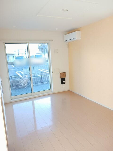 フォルトゥーナAの居間・リビング