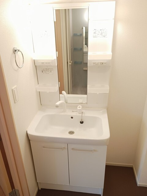 フォルトゥーナAの洗面所