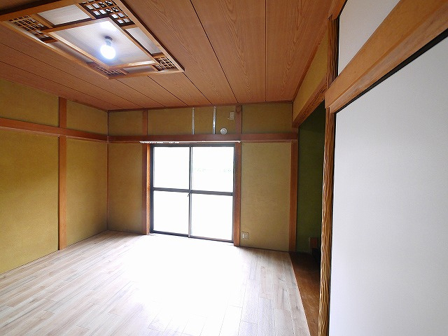 帝塚山6丁目テラスハウスの洋室|広々とした洋室です