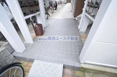 【エントランス】 | レオパレスブルーファン