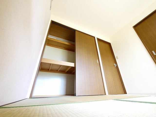 ラ・ルミエールＢの収納|たっぷりとした収納スペースです