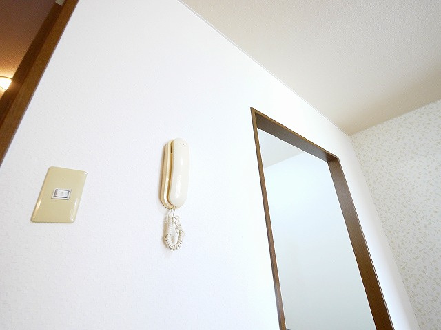 ラ・ルミエールＢのセキュリティ|インターホンが付いてます。